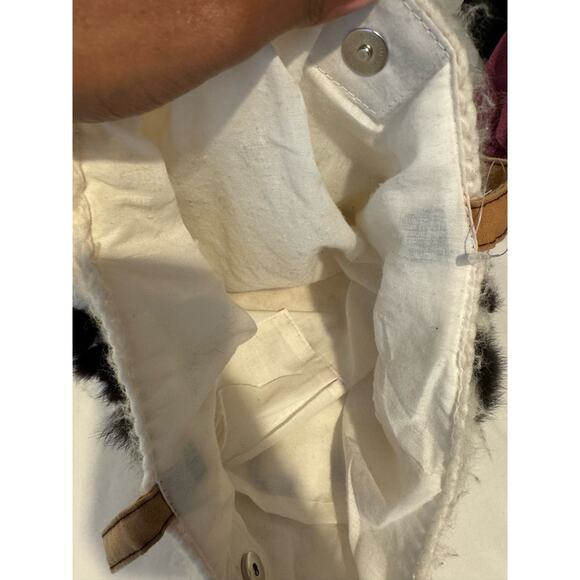 Y2K Knit Faux Fur Mid Size Shoulder Bag - Picture 5 of 7